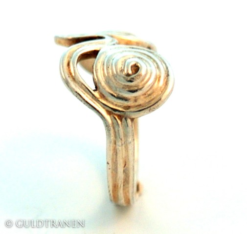guldtranen  358